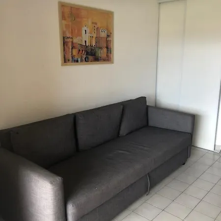 Appartement Pour 4 Personnes A Gassin 24 *