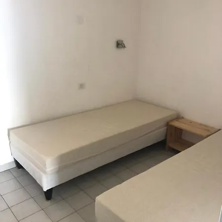 아파트 Appartement Pour 4 Personnes A Gassin 24 *